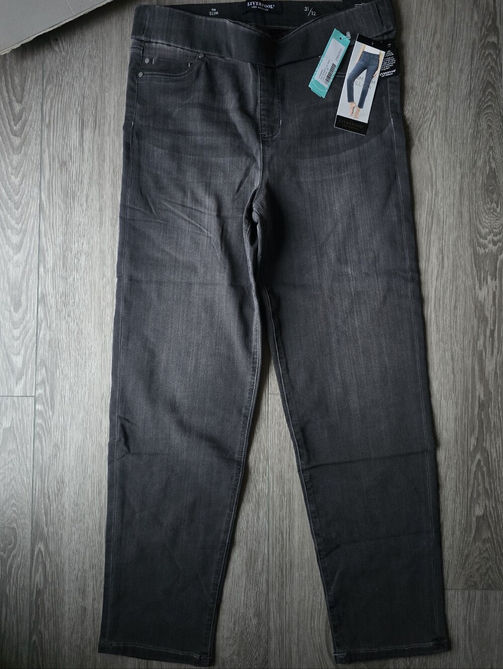 Liverpool Los Angeles Fae Pull-On Straight Leg Jeans Dark Gray NWT Size 12 / 31